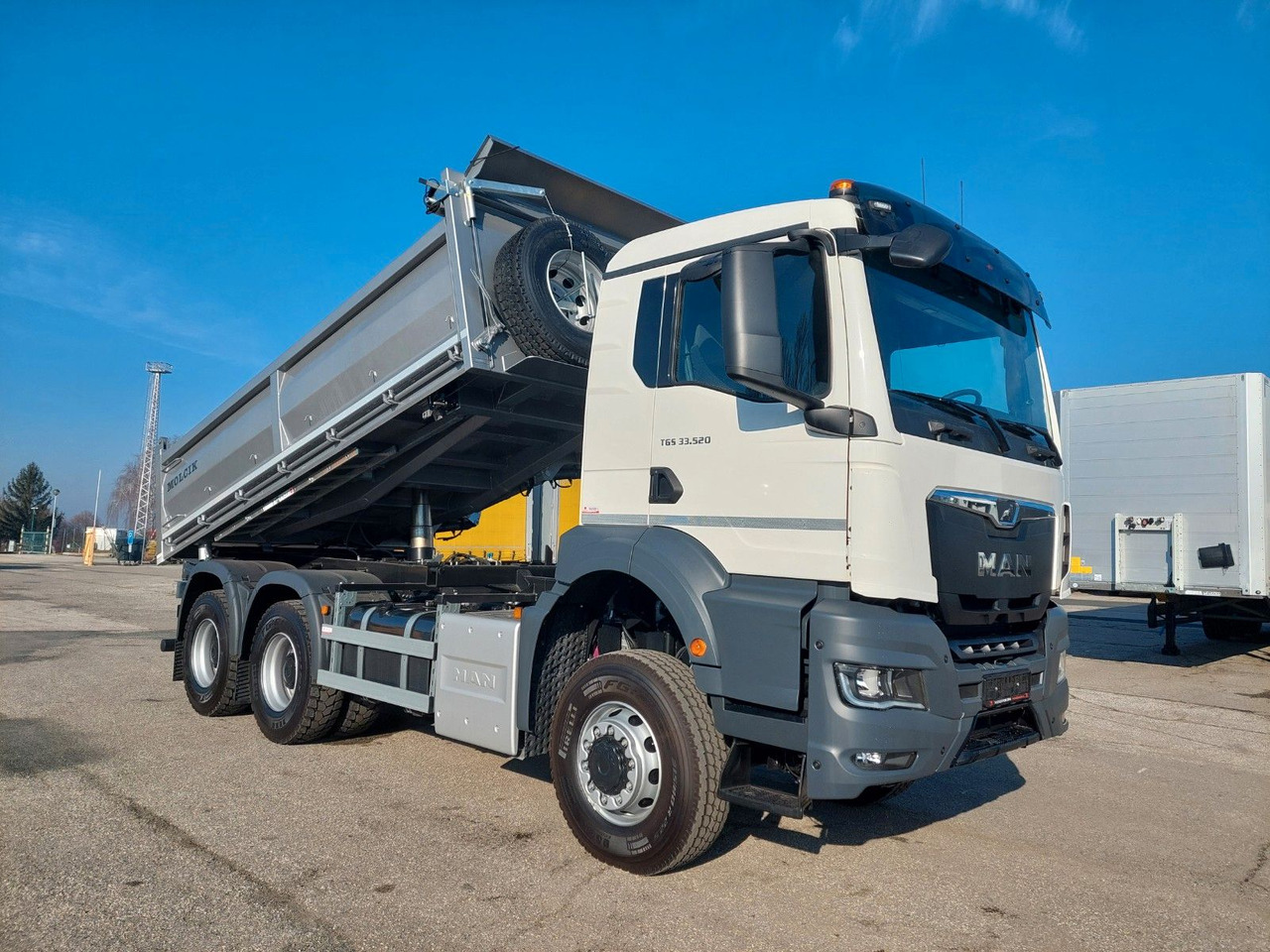 MAN TGS 35.520 6X6 BB CH - Tipper: picture 2 MAN TGS 35.520 6X6 BB CH - Tipper: picture 2