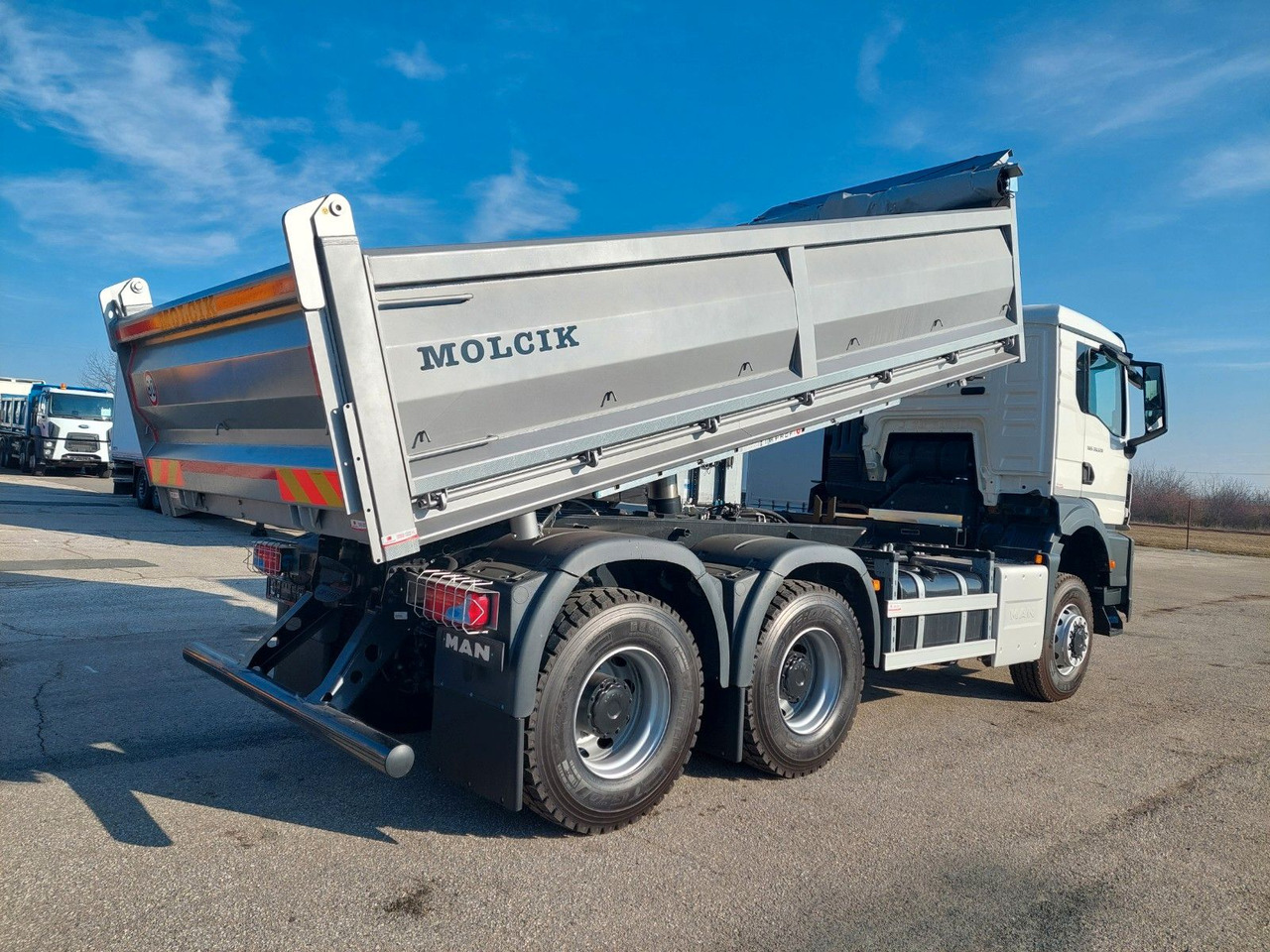 MAN TGS 35.520 6X6 BB CH - Tipper: picture 4 MAN TGS 35.520 6X6 BB CH - Tipper: picture 4