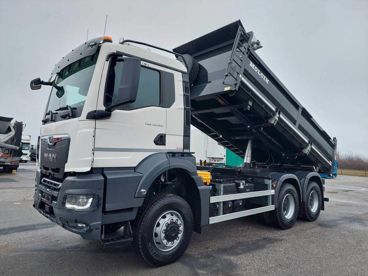 MAN TGS 35.520 6X6 BB CH - Tipper: picture 1 MAN TGS 35.520 6X6 BB CH - Tipper: picture 1