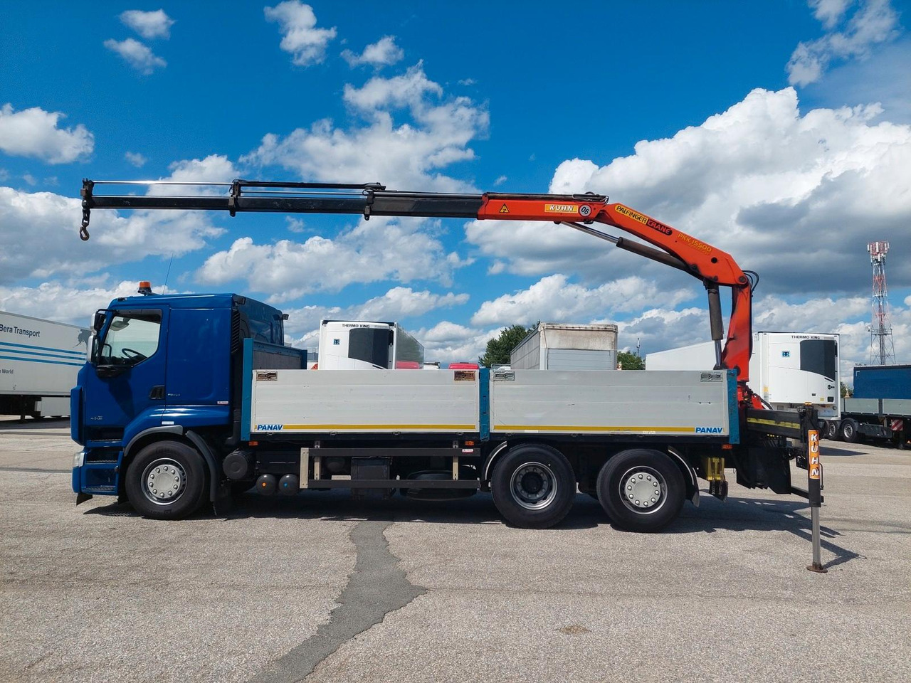 Renault Premium DXI R450.26 HR Palfinger PK 15.500 - Dropside/ Flatbed truck, Crane truck: picture 5 Renault Premium DXI R450.26 HR Palfinger PK 15.500 - Dropside/ Flatbed truck, Crane truck: picture 5