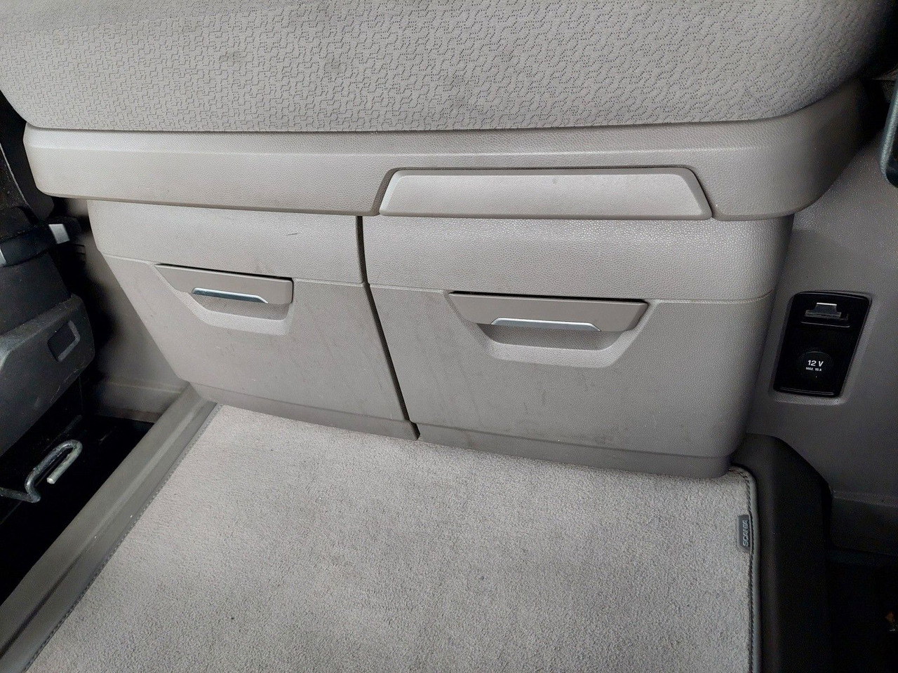 Tractor unit Scania R450 A4X2NB Luft/Luft Hydraulik: picture 30 Tractor unit Scania R450 A4X2NB Luft/Luft Hydraulik: picture 30