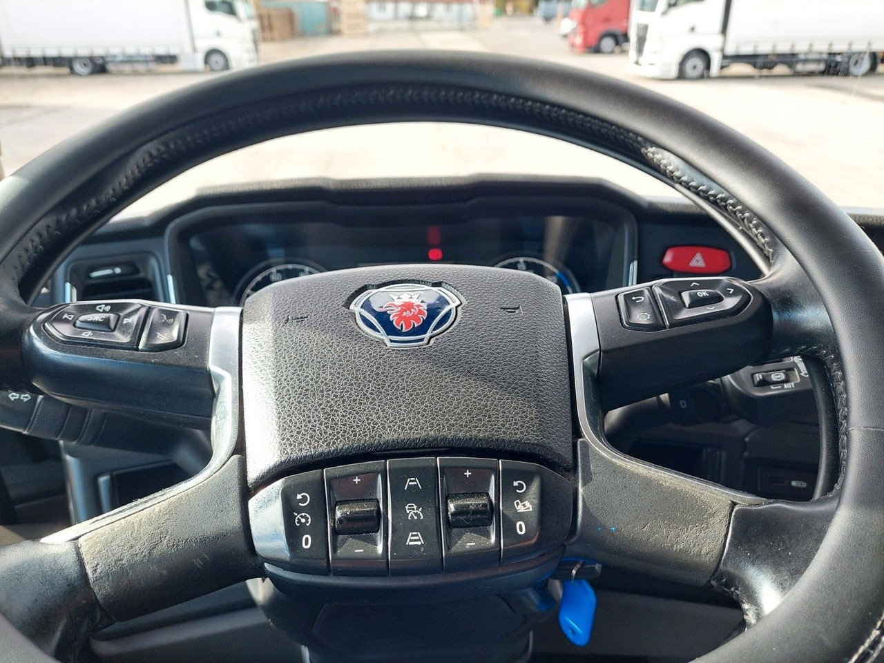 Tractor unit Scania R450 A4X2NB Luft/Luft Hydraulik: picture 40 Tractor unit Scania R450 A4X2NB Luft/Luft Hydraulik: picture 40