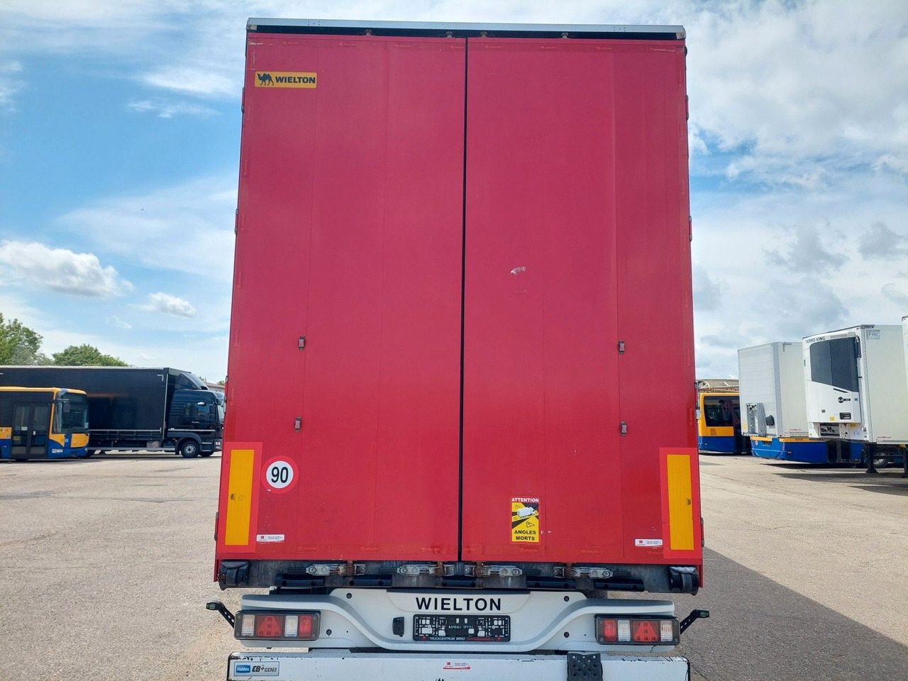 Wielton PC2K tandem Durchbar - Curtainsider trailer: picture 5 Wielton PC2K tandem Durchbar - Curtainsider trailer: picture 5