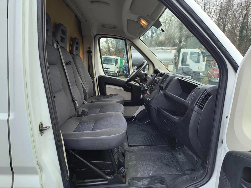 Small van, Combi van Citroën Jumper 2012 - 141000 KM - *FOR EXPORT OUTSIDE EU*: picture 11 Small van, Combi van Citroën Jumper 2012 - 141000 KM - *FOR EXPORT OUTSIDE EU*: picture 11