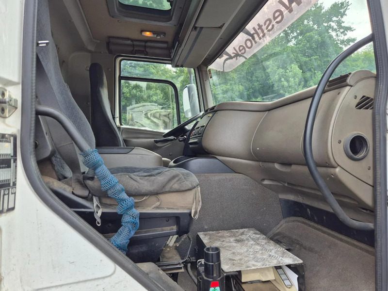 Leasing of DAF CF 85.410 18000L FUEL/CARBURANT - DOUBLE PUMP + COUNTER - 5 COMP DAF CF 85.410 18000L FUEL/CARBURANT - DOUBLE PUMP + COUNTER - 5 COMP: picture 12