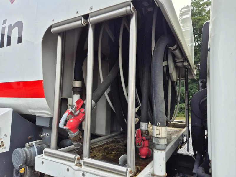 Leasing of DAF CF 85.410 18000L FUEL/CARBURANT - DOUBLE PUMP + COUNTER - 5 COMP DAF CF 85.410 18000L FUEL/CARBURANT - DOUBLE PUMP + COUNTER - 5 COMP: picture 13