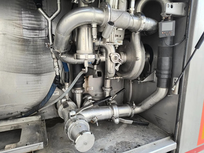 Tank semi-trailer for transportation of milk ETA 29000L INSULATED INOX TANK - 1 COMP - PUMP: picture 8