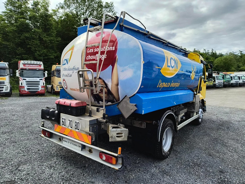 Renault Midlum 220 10500L FUEL / CARBURANT - 4 COMP/A LAMES - Tank truck: picture 5 Renault Midlum 220 10500L FUEL / CARBURANT - 4 COMP/A LAMES - Tank truck: picture 5