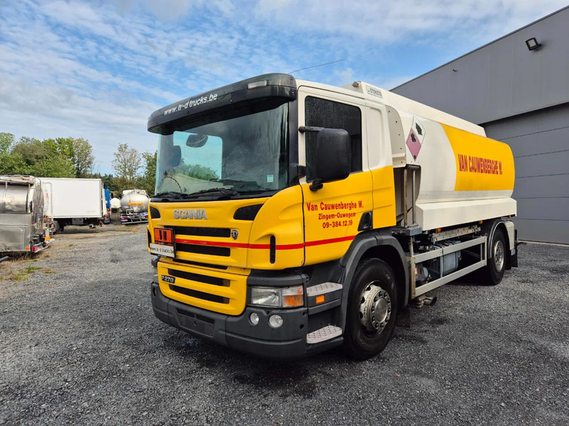 Scania P270 FUEL / CARBURANT 14000L - 4 COMP - Tank truck: picture 1 Scania P270 FUEL / CARBURANT 14000L - 4 COMP - Tank truck: picture 1
