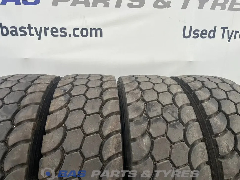 Apollo Apollo 315/80R22.5 EnduTrax MD 156/150 K M+S 3PMSF gebruikte set - Tire for Truck: picture 2 Apollo Apollo 315/80R22.5 EnduTrax MD 156/150 K M+S 3PMSF gebruikte set - Tire for Truck: picture 2