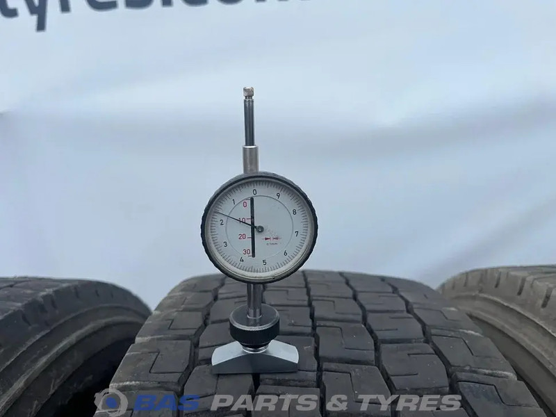BISON Bison 315/70R22.5 AD153 154/150 M+S 3PMSF gebruikte set - Tire for Truck: picture 3 BISON Bison 315/70R22.5 AD153 154/150 M+S 3PMSF gebruikte set - Tire for Truck: picture 3