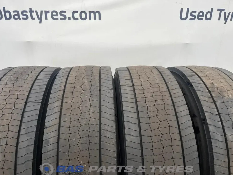Bridgestone Bridgestone 315/70R22.5 H-DRIVE002 ECOPIA 156/154 M+S 3PMSF gebruikte set - Tire for Truck: picture 2 Bridgestone Bridgestone 315/70R22.5 H-DRIVE002 ECOPIA 156/154 M+S 3PMSF gebruikte set - Tire for Truck: picture 2