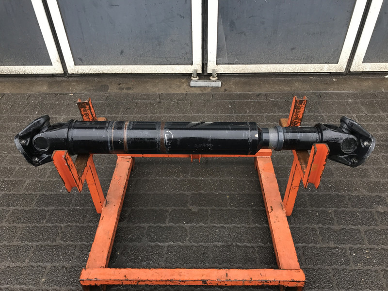 DAF Aandrijfas DAF 1660493 - Drive shaft for Truck: picture 1 DAF Aandrijfas DAF 1660493 - Drive shaft for Truck: picture 1