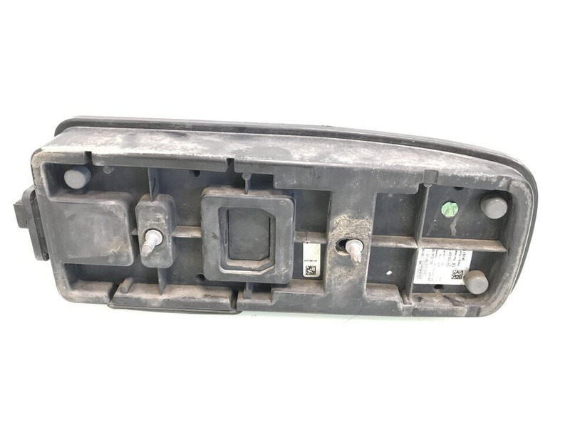 DAF Achterlicht Links DAF 1981862 - Tail light for Truck: picture 2 DAF Achterlicht Links DAF 1981862 - Tail light for Truck: picture 2
