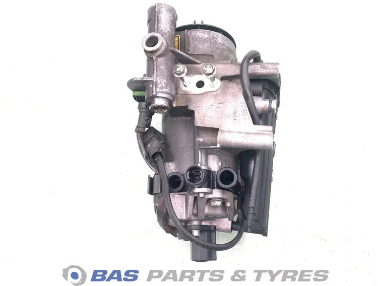 DAF Brandstoffilterhuis DAF 1951941 - Fuel filter for Truck: picture 2 DAF Brandstoffilterhuis DAF 1951941 - Fuel filter for Truck: picture 2