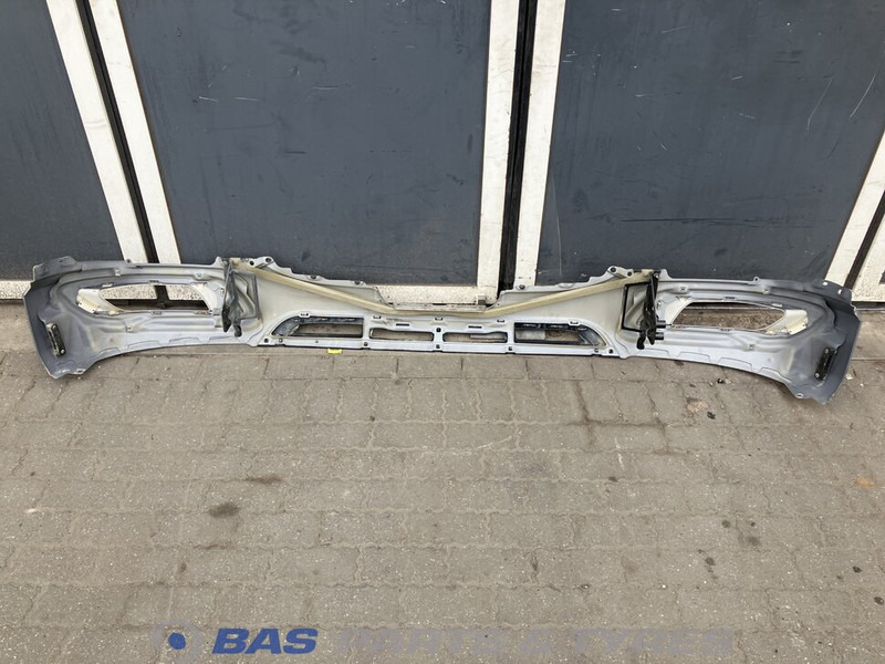 DAF Bumper DAF 1933253 - Body and exterior for Truck: picture 5 DAF Bumper DAF 1933253 - Body and exterior for Truck: picture 5