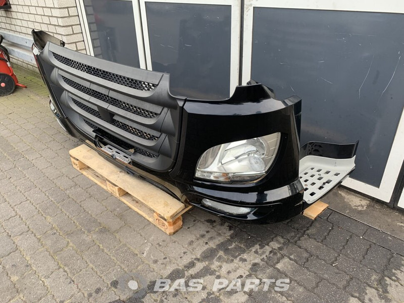DAF CF Euro 6 Bumper DAF 1837644 - Bumper for Truck: picture 2 DAF CF Euro 6 Bumper DAF 1837644 - Bumper for Truck: picture 2
