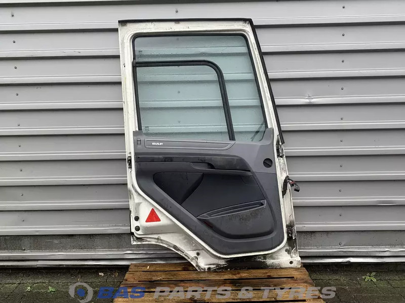DAF CF (Meerdere types) - Door and parts for Truck: picture 2 DAF CF (Meerdere types) - Door and parts for Truck: picture 2