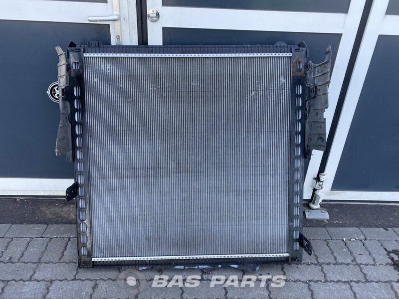 DAF XF106 - Radiator for Truck: picture 2 DAF XF106 - Radiator for Truck: picture 2