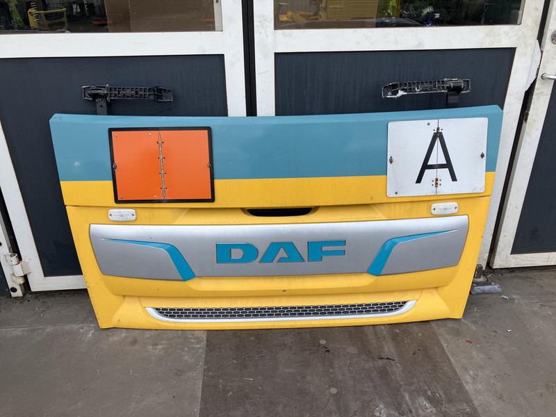 DAF XF106 - Grill for Truck: picture 2 DAF XF106 - Grill for Truck: picture 2