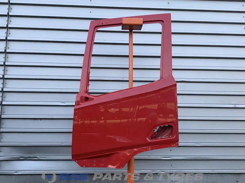DAF XG - Door and parts for Truck: picture 1 DAF XG - Door and parts for Truck: picture 1