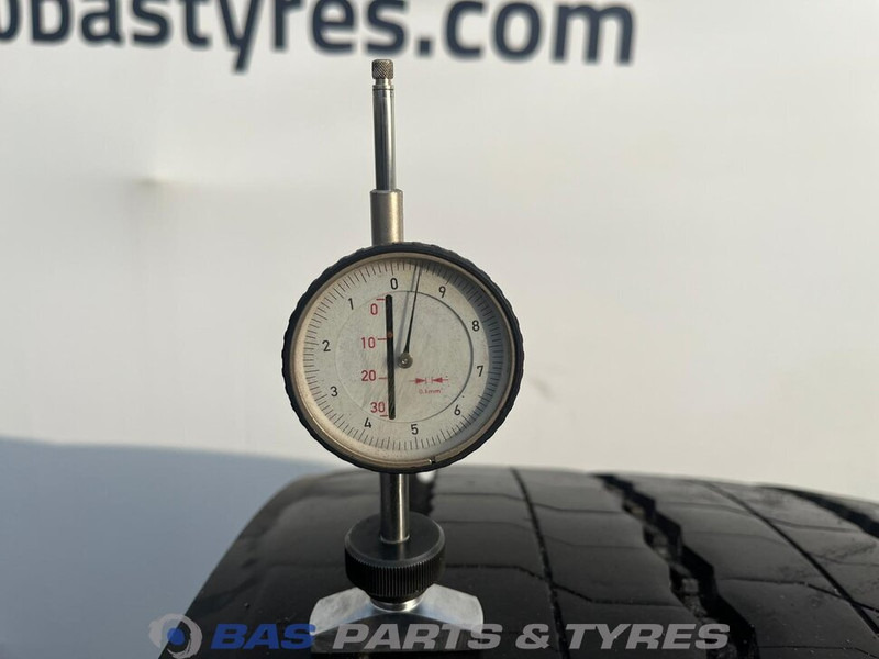 Firestone Firestone 385/65R22.5 FS422+ 160 K M+S 3PMSF gebruikte set - Tire for Truck: picture 3 Firestone Firestone 385/65R22.5 FS422+ 160 K M+S 3PMSF gebruikte set - Tire for Truck: picture 3