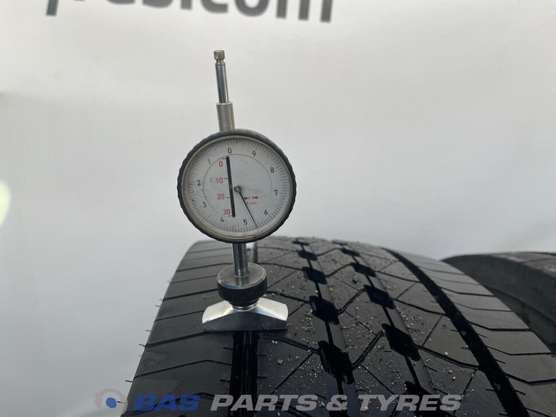 Goodyear Goodyear 295/80R22.5 154/149 M M+S 3PMSF gebruikte set - Tire for Truck: picture 3 Goodyear Goodyear 295/80R22.5 154/149 M M+S 3PMSF gebruikte set - Tire for Truck: picture 3