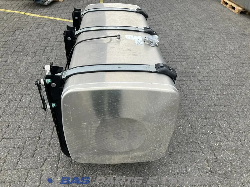 MAN Brandstoftank MAN 710 Liter 81122016766 - Fuel tank for Truck: picture 4 MAN Brandstoftank MAN 710 Liter 81122016766 - Fuel tank for Truck: picture 4