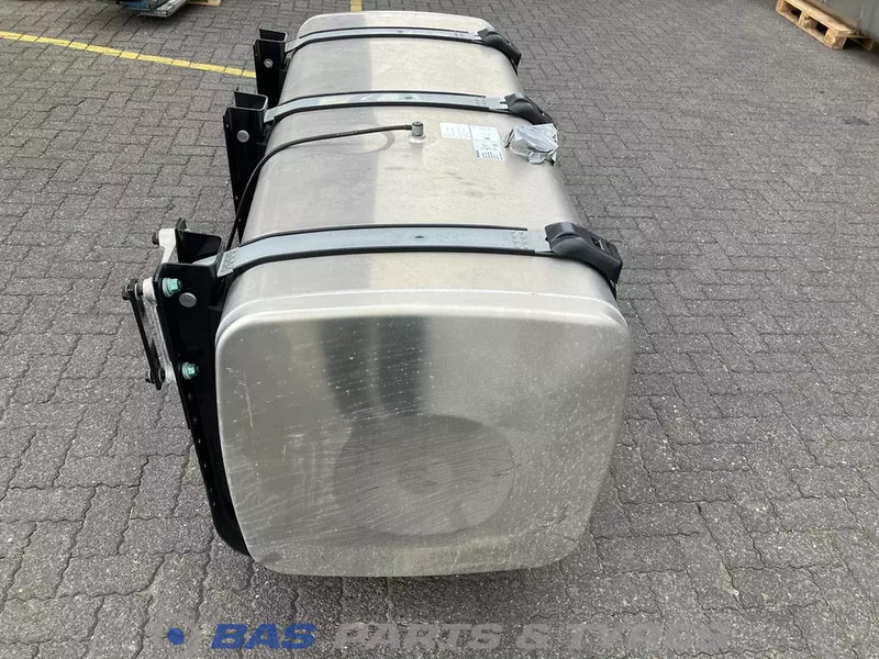 MAN Brandstoftank MAN 710 Liter 81122016766 - Fuel tank for Truck: picture 4 MAN Brandstoftank MAN 710 Liter 81122016766 - Fuel tank for Truck: picture 4