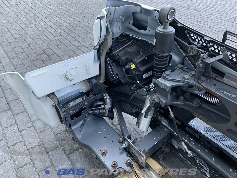 Mercedes-Benz Actros MP4 Bumper Mercedes A 960 310 23 22 - Bumper for Truck: picture 4 Mercedes-Benz Actros MP4 Bumper Mercedes A 960 310 23 22 - Bumper for Truck: picture 4