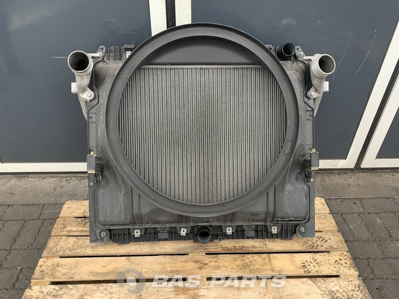 Mercedes-Benz Antos MP4 - Radiator for Truck: picture 1 Mercedes-Benz Antos MP4 - Radiator for Truck: picture 1