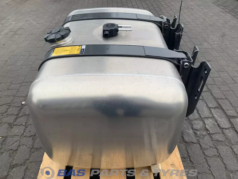 Mercedes-Benz Brandstoftank Mercedes 290 Liter A 960 470 00 04 - Fuel tank for Truck: picture 2 Mercedes-Benz Brandstoftank Mercedes 290 Liter A 960 470 00 04 - Fuel tank for Truck: picture 2