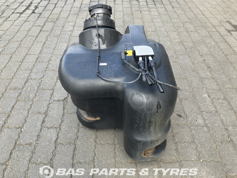 Mercedes-Benz - Fuel tank for Truck: picture 3 Mercedes-Benz - Fuel tank for Truck: picture 3