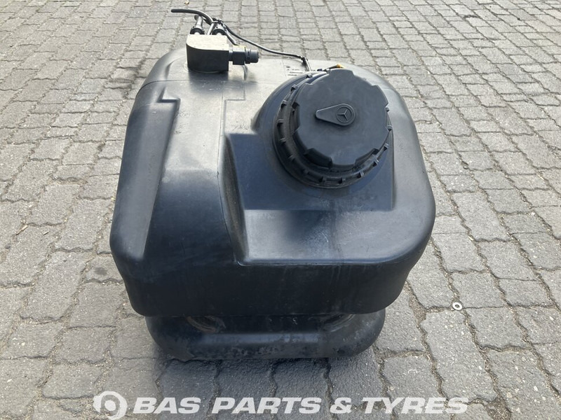 Mercedes-Benz - Fuel tank for Truck: picture 1 Mercedes-Benz - Fuel tank for Truck: picture 1