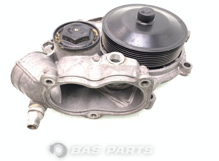 Mercedes-Benz - Coolant pump for Truck: picture 1 Mercedes-Benz - Coolant pump for Truck: picture 1
