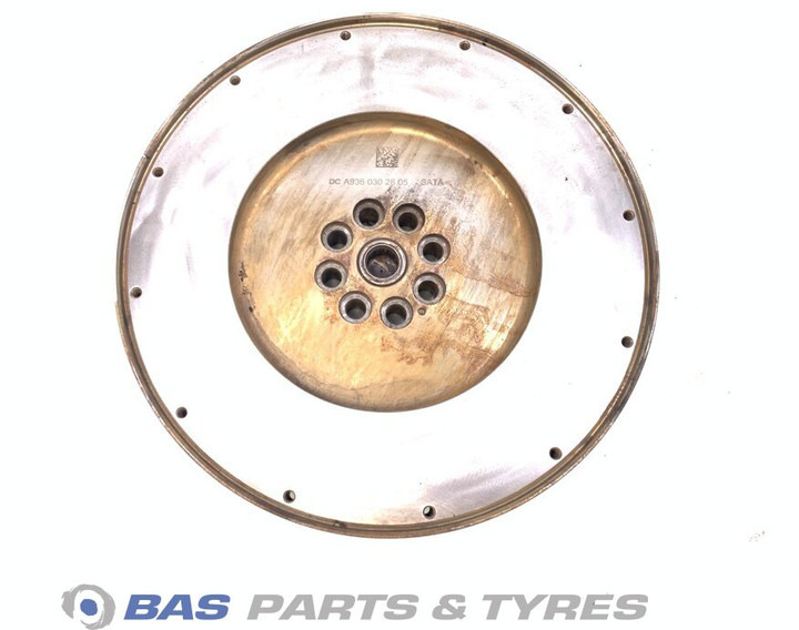 Mercedes-Benz Vliegwiel Mercedes A 936 030 17 05 - Flywheel for Truck: picture 1 Mercedes-Benz Vliegwiel Mercedes A 936 030 17 05 - Flywheel for Truck: picture 1