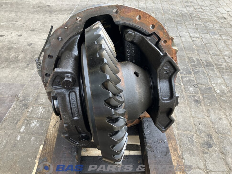 Meritor Differentieel Volvo RSS1360 P13180 - Differential gear for Truck: picture 2 Meritor Differentieel Volvo RSS1360 P13180 - Differential gear for Truck: picture 2