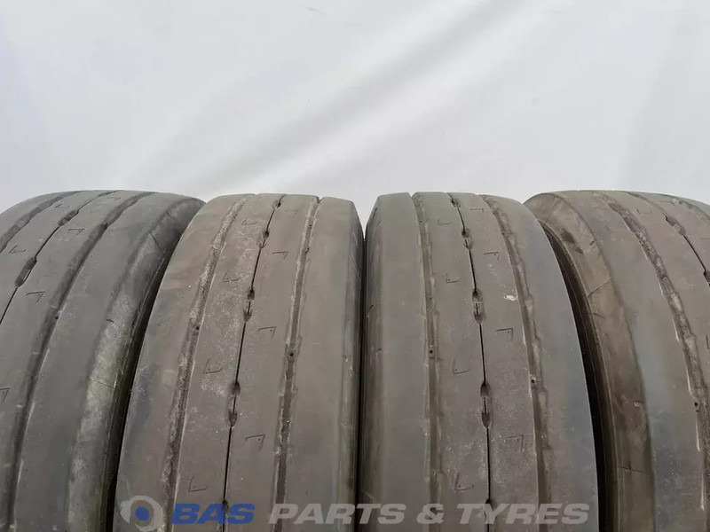 Michelin Michelin 205/65R17.5 X Multi T2 132/130 J M+S 3PMSF gebruikte set - Tire for Truck: picture 2 Michelin Michelin 205/65R17.5 X Multi T2 132/130 J M+S 3PMSF gebruikte set - Tire for Truck: picture 2