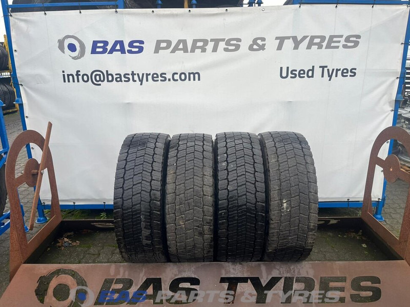 Michelin Remix Michelin Remix 295/60R22.5 X Multi D 150/147 M+S 3PMSF gebruikte set - Tire for Truck: picture 1 Michelin Remix Michelin Remix 295/60R22.5 X Multi D 150/147 M+S 3PMSF gebruikte set - Tire for Truck: picture 1