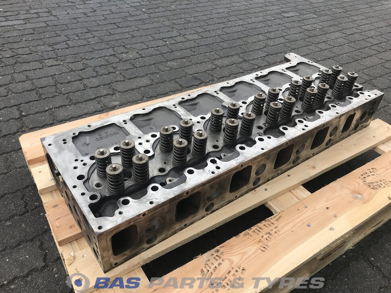 Renault Cilinderkop Renault DTI13 520 K4 7422612784 - Cylinder block for Truck: picture 1 Renault Cilinderkop Renault DTI13 520 K4 7422612784 - Cylinder block for Truck: picture 1