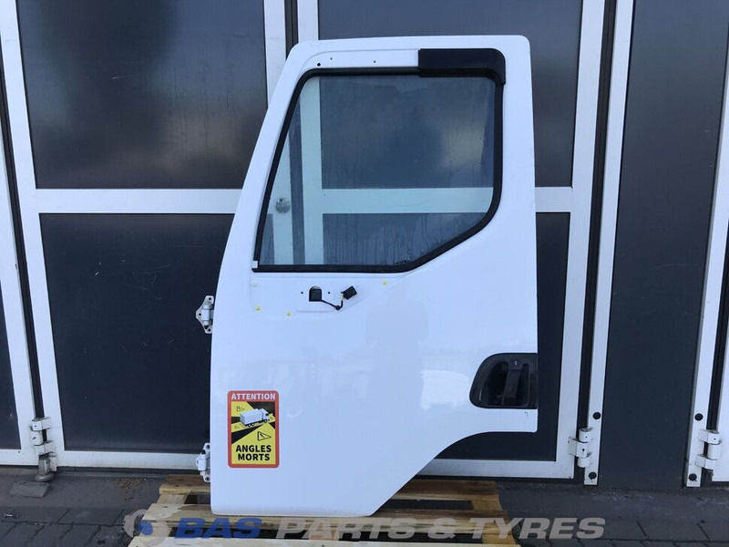 Renault D-Serie Portier Links Renault 5600464823 - Door and parts for Truck: picture 1 Renault D-Serie Portier Links Renault 5600464823 - Door and parts for Truck: picture 1