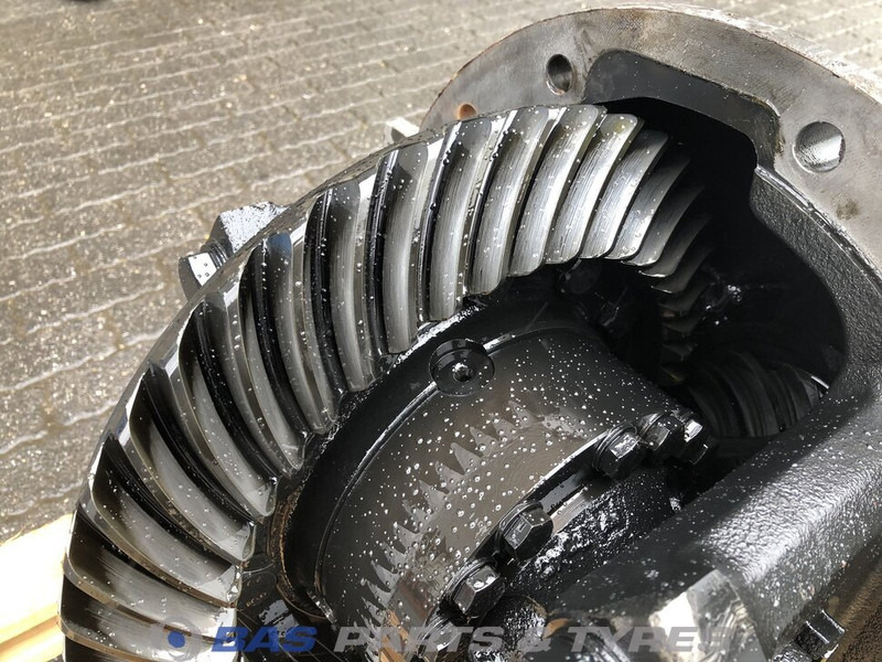 Renault Differentieel Renault P11140 RSS1125A - Differential gear for Truck: picture 5 Renault Differentieel Renault P11140 RSS1125A - Differential gear for Truck: picture 5