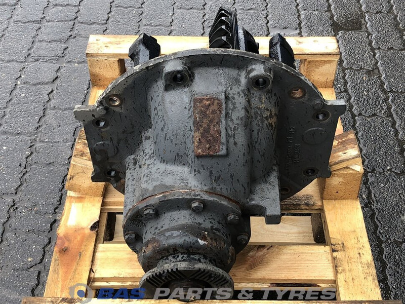 Renault Differentieel Renault P11140 RSS1125A - Differential gear for Truck: picture 4 Renault Differentieel Renault P11140 RSS1125A - Differential gear for Truck: picture 4