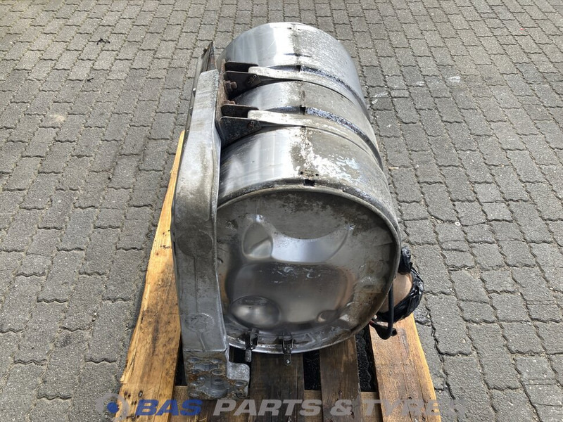 Renault Premium Euro 4-5 Uitlaatdemper Renault 7420899867 - Muffler for Truck: picture 3 Renault Premium Euro 4-5 Uitlaatdemper Renault 7420899867 - Muffler for Truck: picture 3