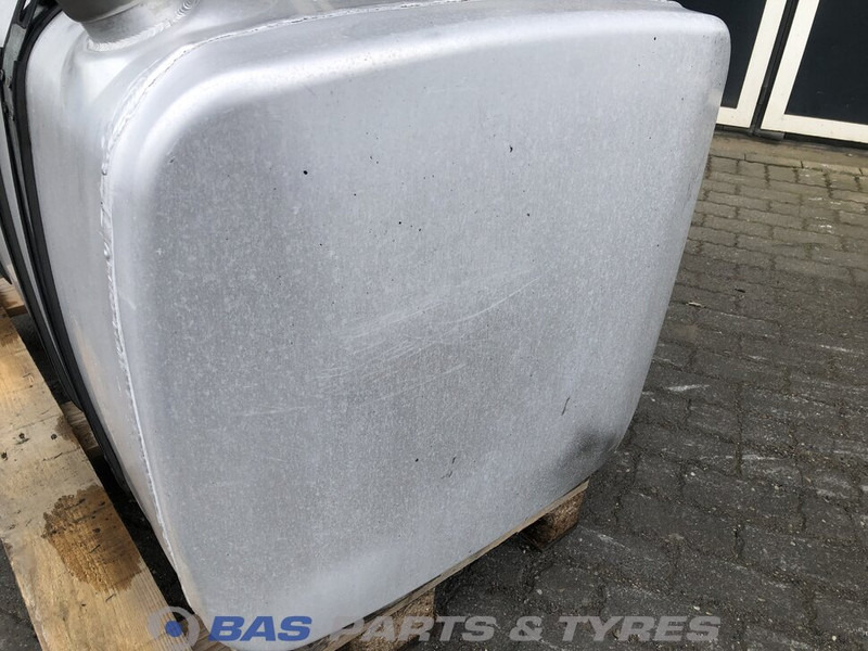 Scania Brandstoftank Scania 625 Liter 1887755 - Fuel tank for Truck: picture 5 Scania Brandstoftank Scania 625 Liter 1887755 - Fuel tank for Truck: picture 5