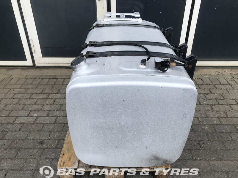 Scania Brandstoftank Scania 625 Liter 1887755 - Fuel tank for Truck: picture 2 Scania Brandstoftank Scania 625 Liter 1887755 - Fuel tank for Truck: picture 2