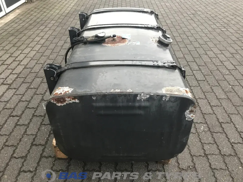 Scania  - Fuel tank for Truck: picture 4 Scania  - Fuel tank for Truck: picture 4