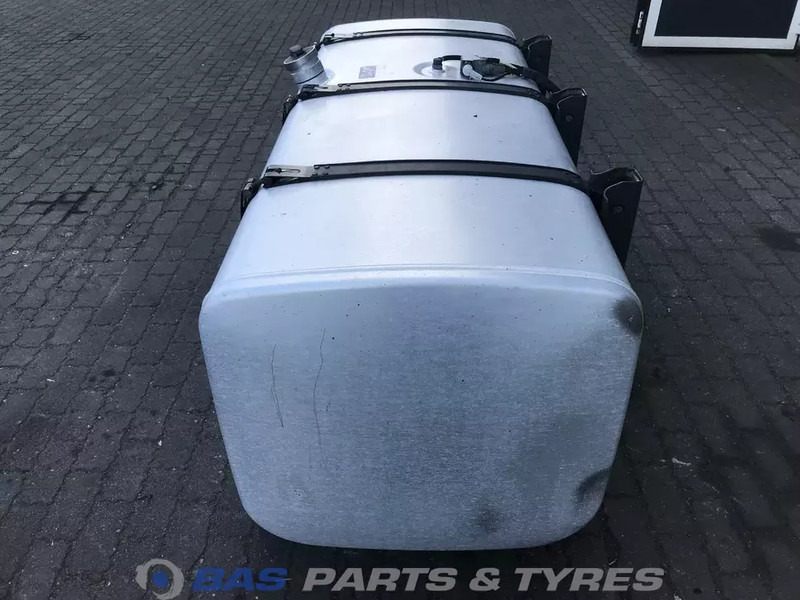 Scania - Fuel tank for Truck: picture 2 Scania - Fuel tank for Truck: picture 2