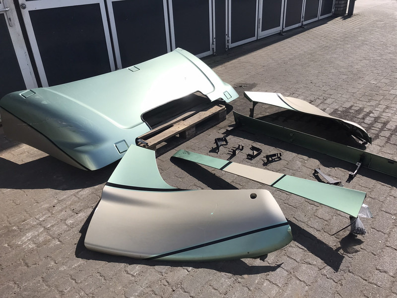 Scania R-Serie Spoilerset Scania CR-19 Highline L3H2 1757973 - Aerodynamics/ Spoiler for Truck: picture 3 Scania R-Serie Spoilerset Scania CR-19 Highline L3H2 1757973 - Aerodynamics/ Spoiler for Truck: picture 3