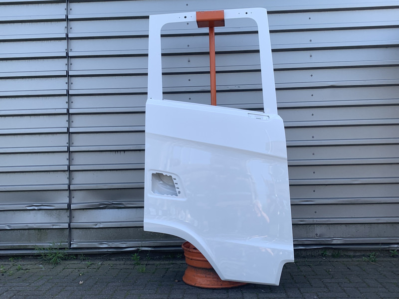 Scania S-Serie NextGen - Door and parts for Truck: picture 1 Scania S-Serie NextGen - Door and parts for Truck: picture 1